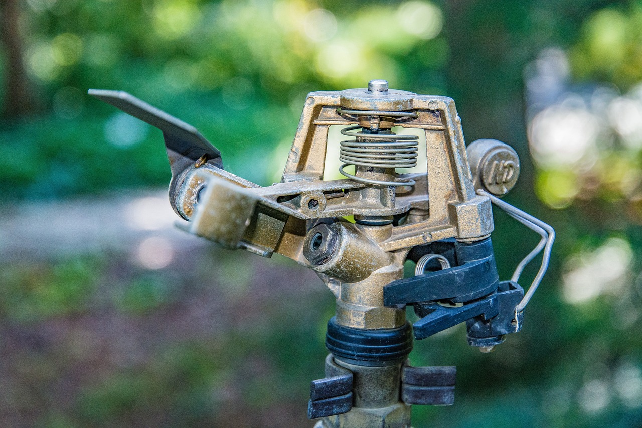 Installer un système d'arrosage automatique pour son jardin système d'irrigation automatique : optimisez l'arrosage de vos plantes avec une technologie intelligente pour un jardin verdoyant et une consommation d'eau maîtrisée.