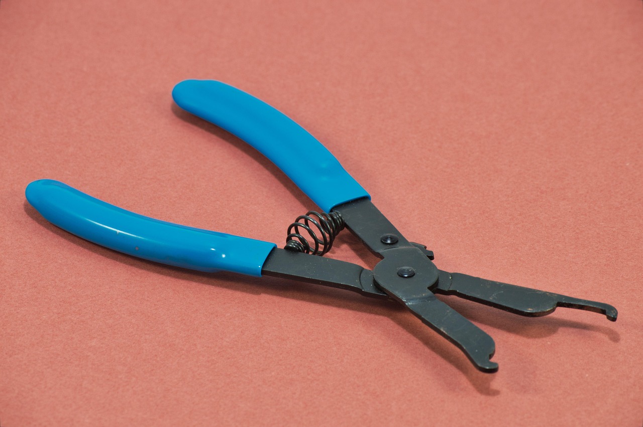 Les 15 outils indispensables pour débuter en bricolage découvrez notre sélection d'outils diy pour tous vos projets de bricolage. qualité, efficacité et facilité d'utilisation au meilleur prix.