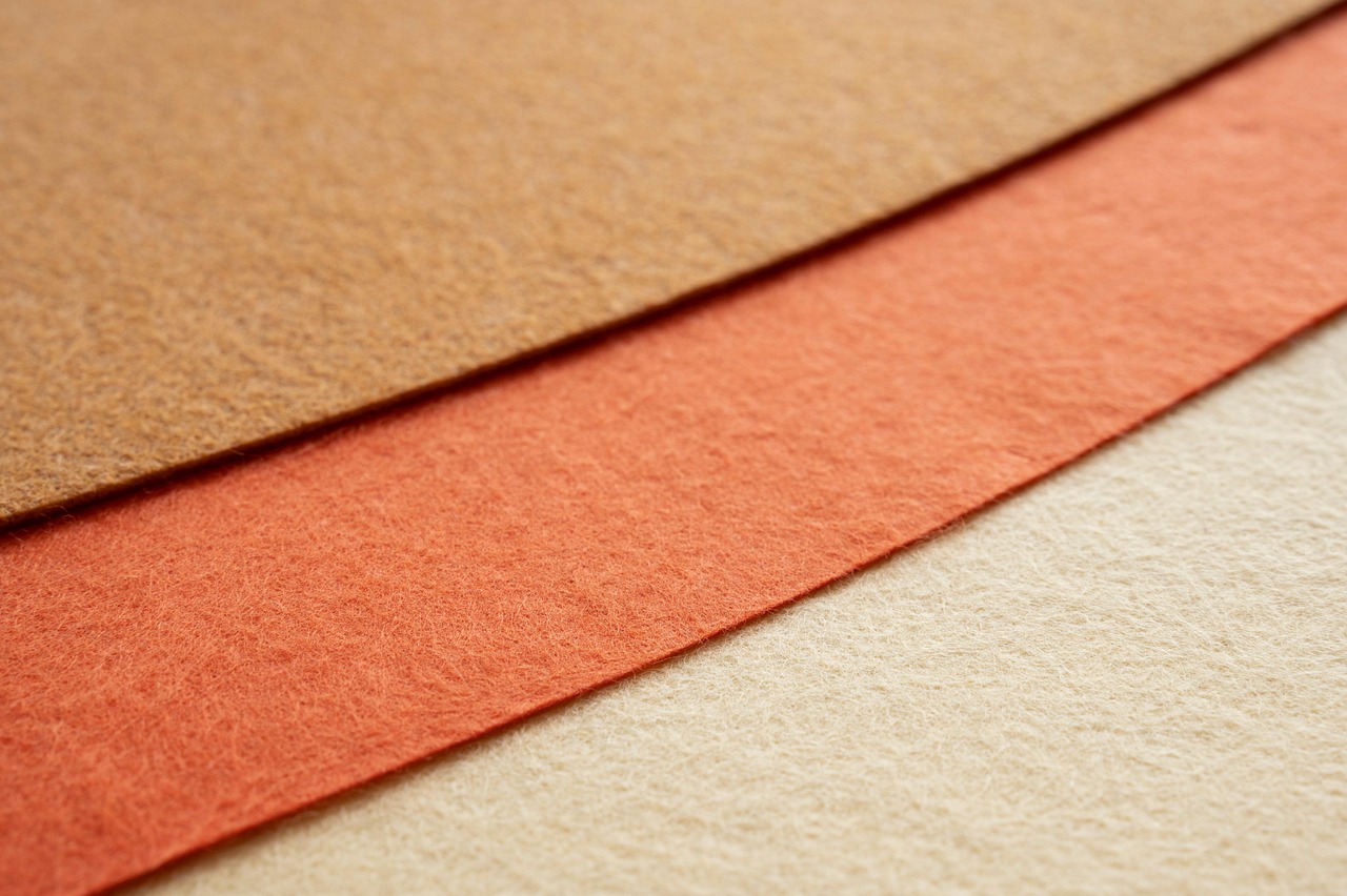 apprenez à installer facilement des dalles pvc à verrouillage clic grâce à notre guide étape par étape, pour un sol durable et esthétique sans colle ni outils complexes.