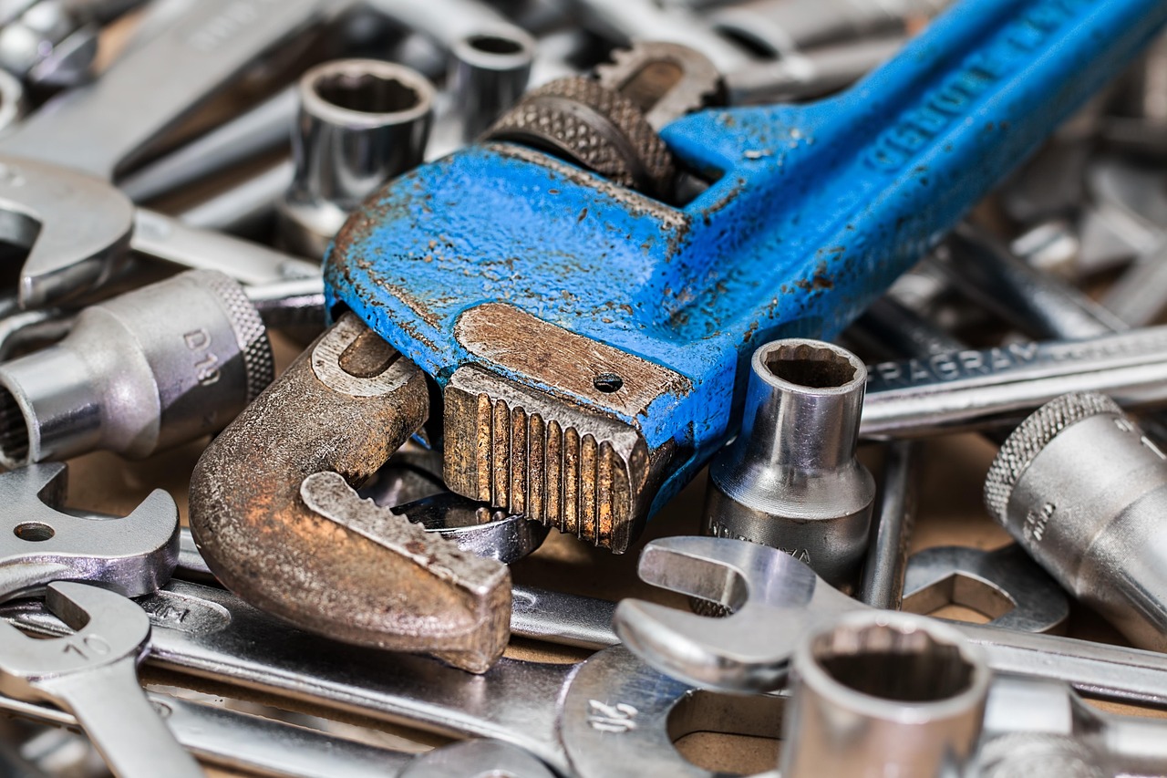 Entretenir ses outils électroportatifs pour prolonger leur durée de vie conseils et astuces pour l'entretien efficace de vos outils électriques afin d'assurer leur performance optimale et prolonger leur durée de vie.