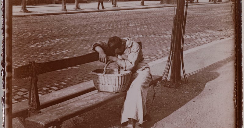 10 idées de rangement salle de bain avec un panier astucieux